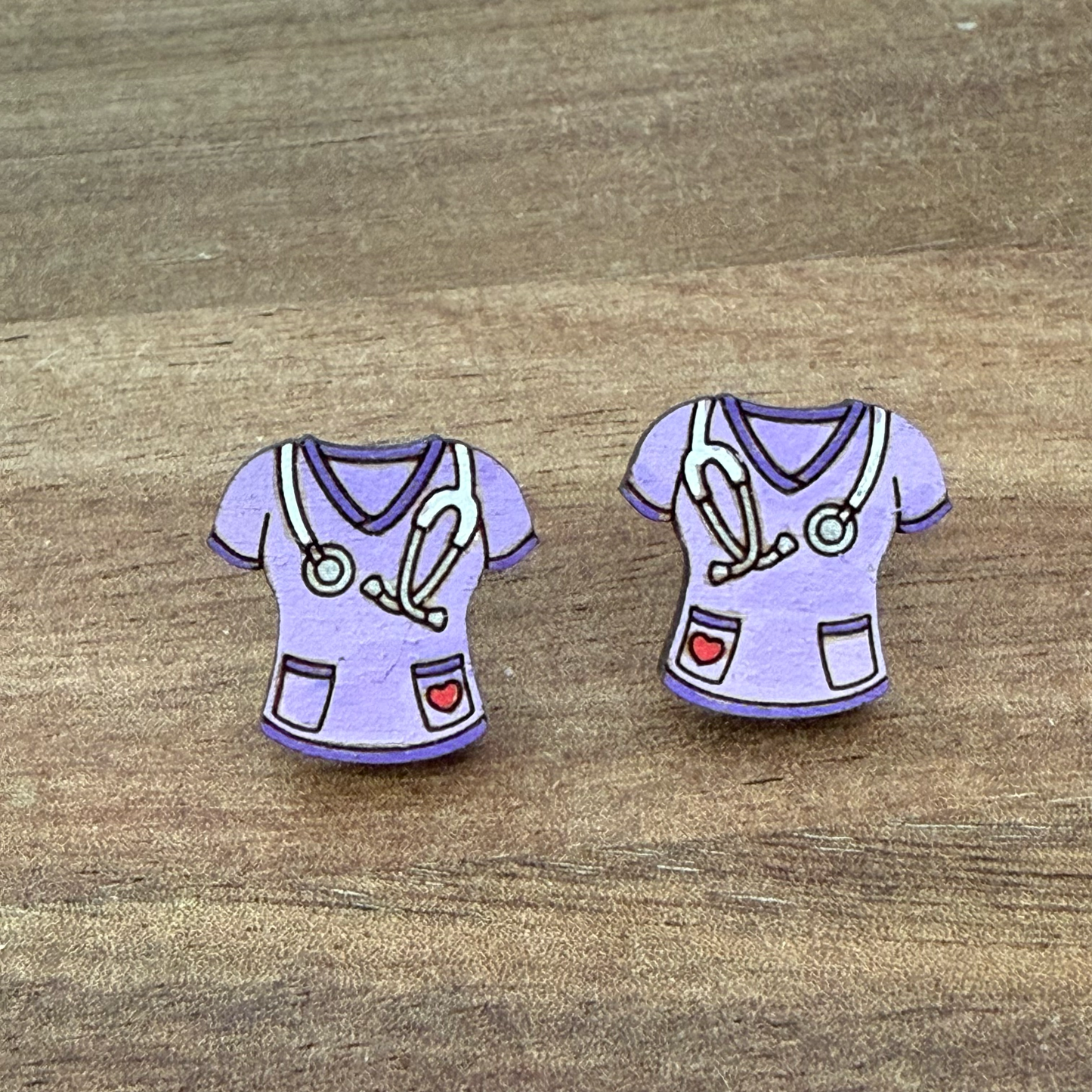 Scrub Top with Stethoscope Stud Earrings
