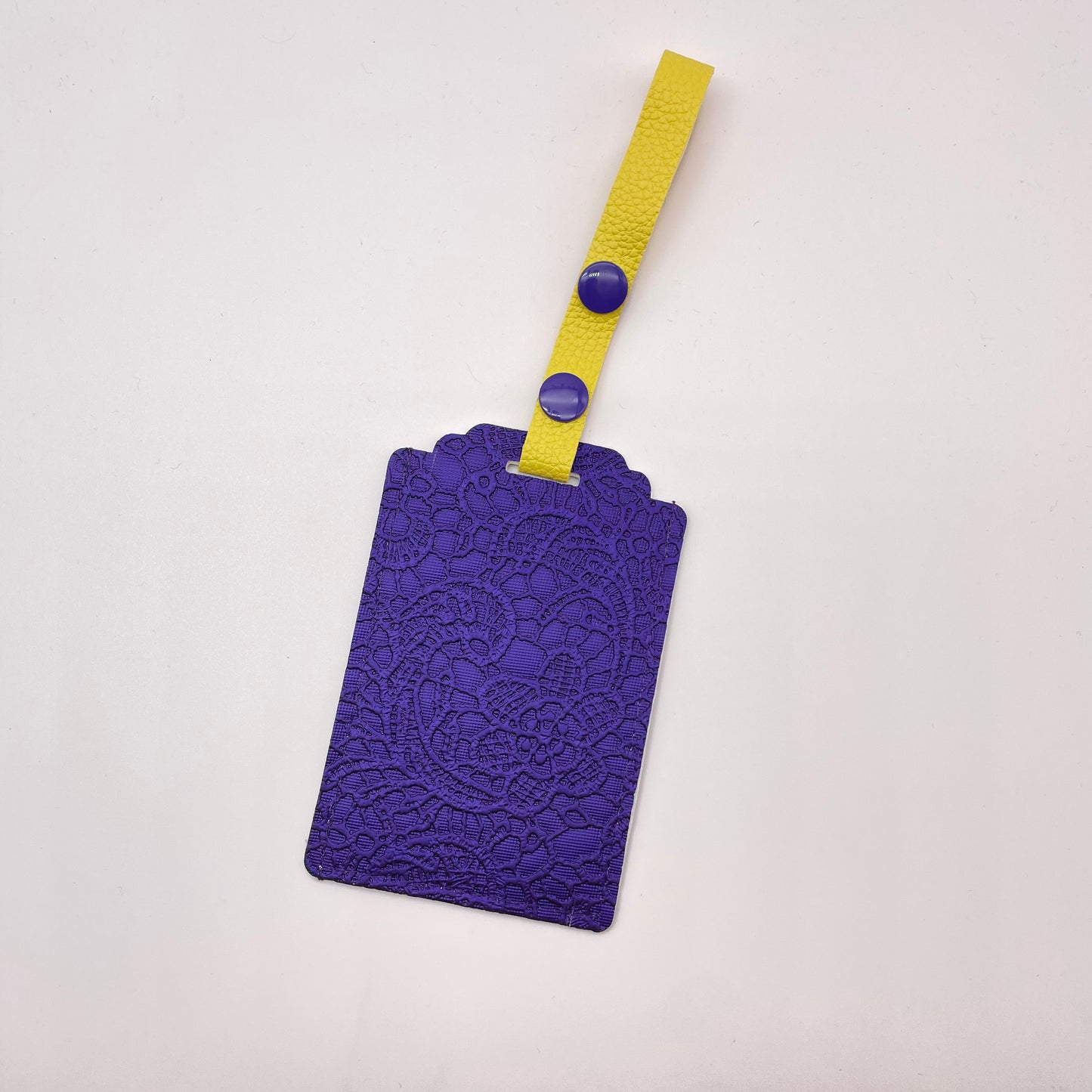 Violet Butterlace Luggage Tag