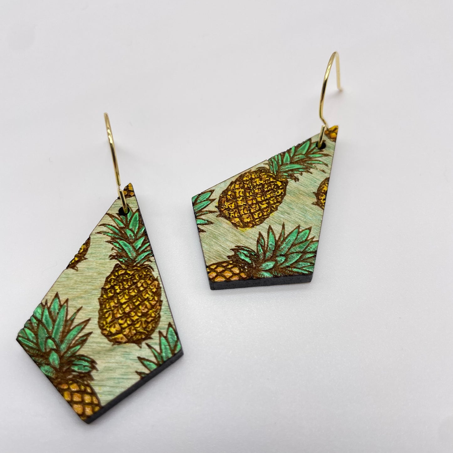 green-pineapple-drop-dangle-earrings