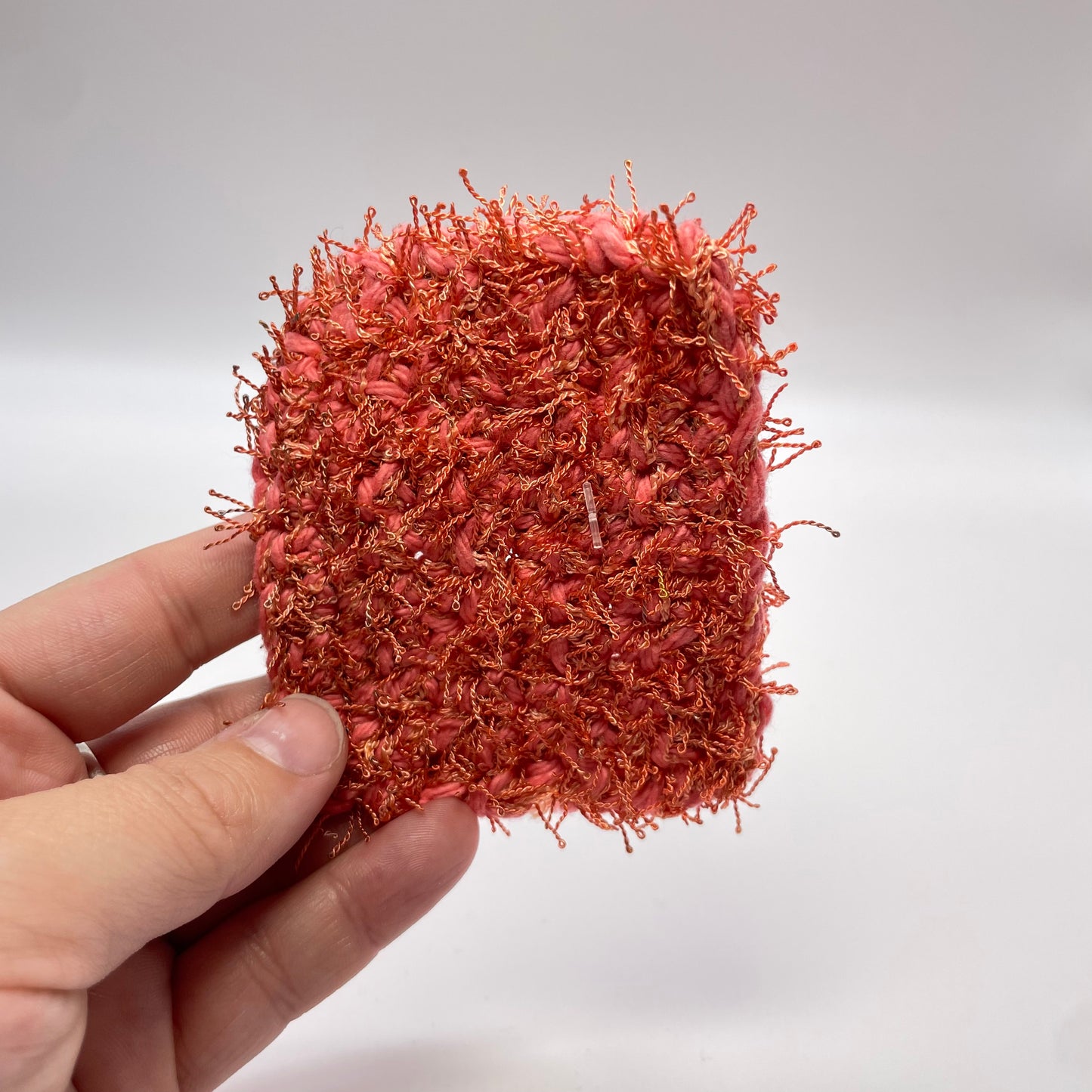 Peachy Red Scrubby