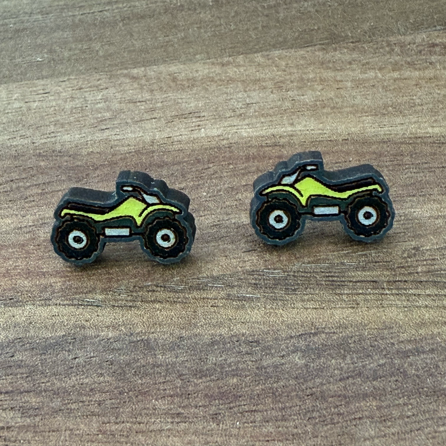 4 Wheeler Stud Earrings