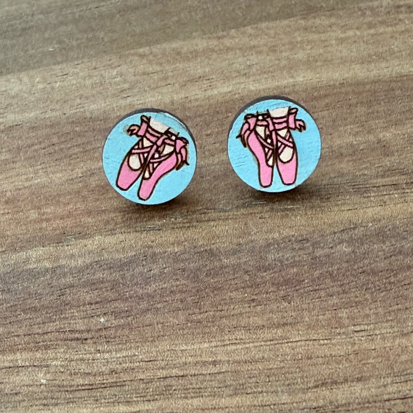 Ballet Shoes Circle Stud Earrings