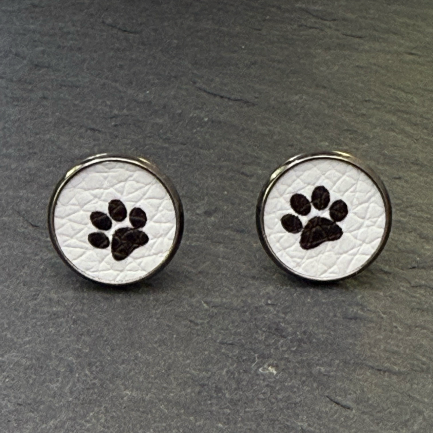 Pawprint Circle Stud Earrings