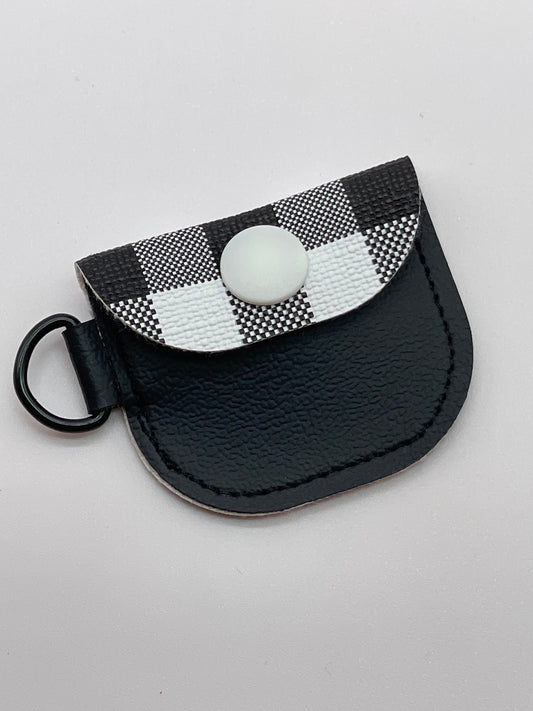 Black & White Buffalo Plaid Treasure Pocket