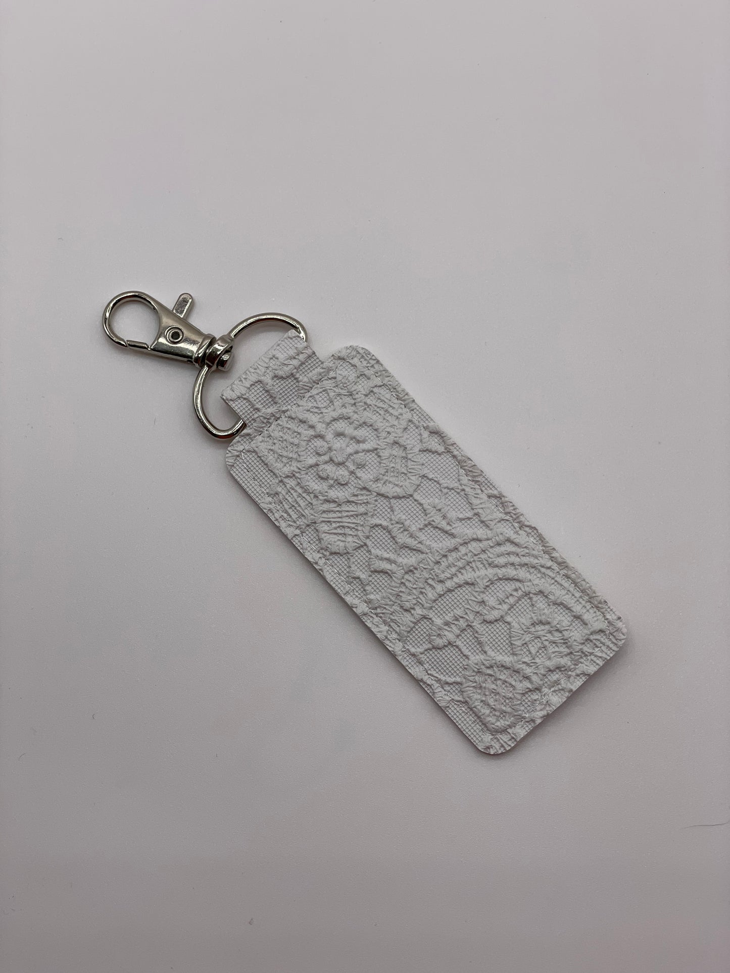 White Butterlace Flat Lippie Keychain