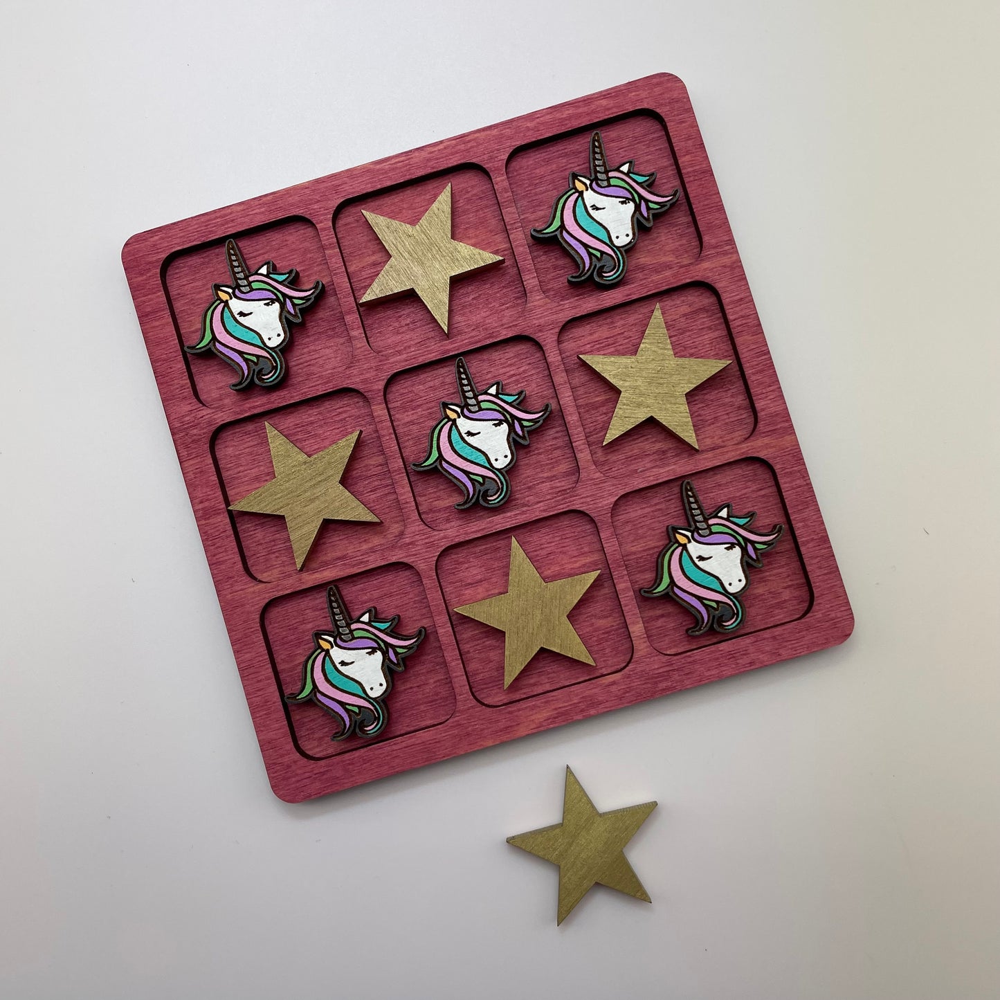 Stars and Unicorns Tic Tac Toe Game