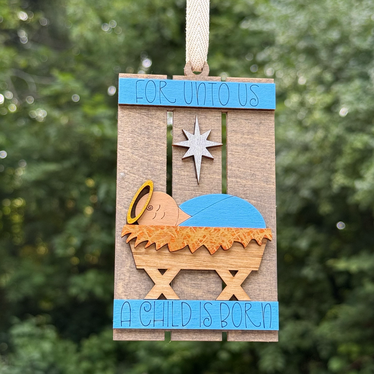Manger Pallet Layered Wood Ornament