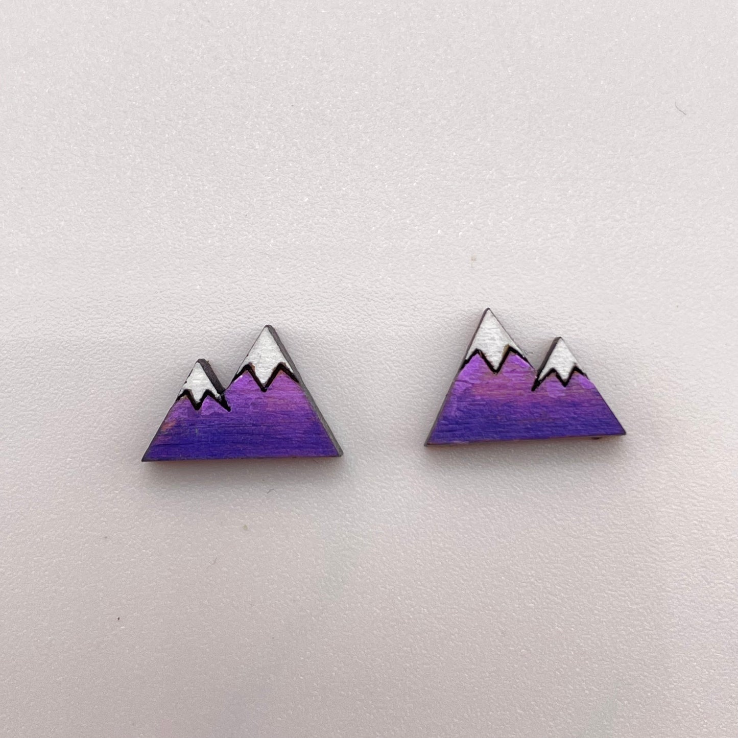 Mountain Shape Stud Earrings