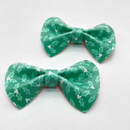 Holly Leaves Over-the-Collar Pet Bow