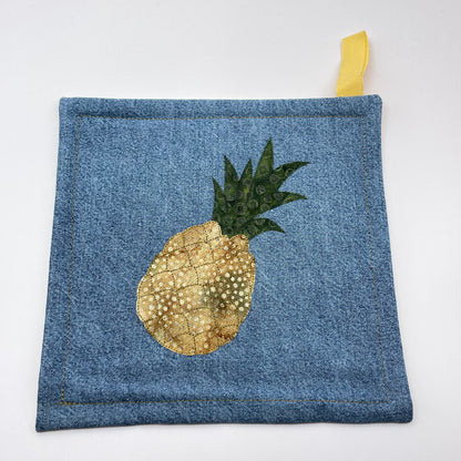 Pineapple Pot Holder