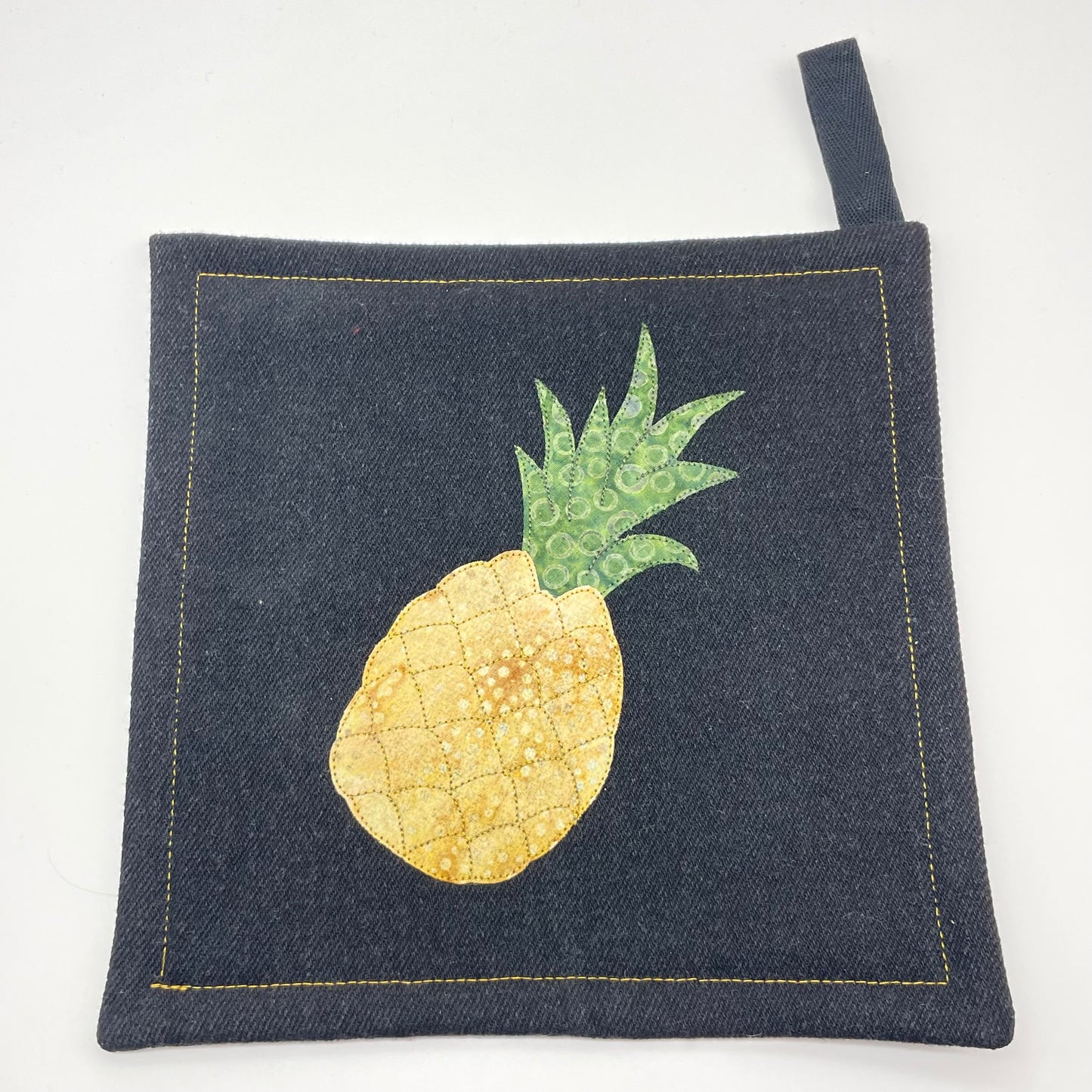 Pineapple Pot Holder