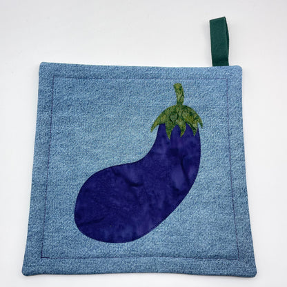 Eggplant Pot Holder