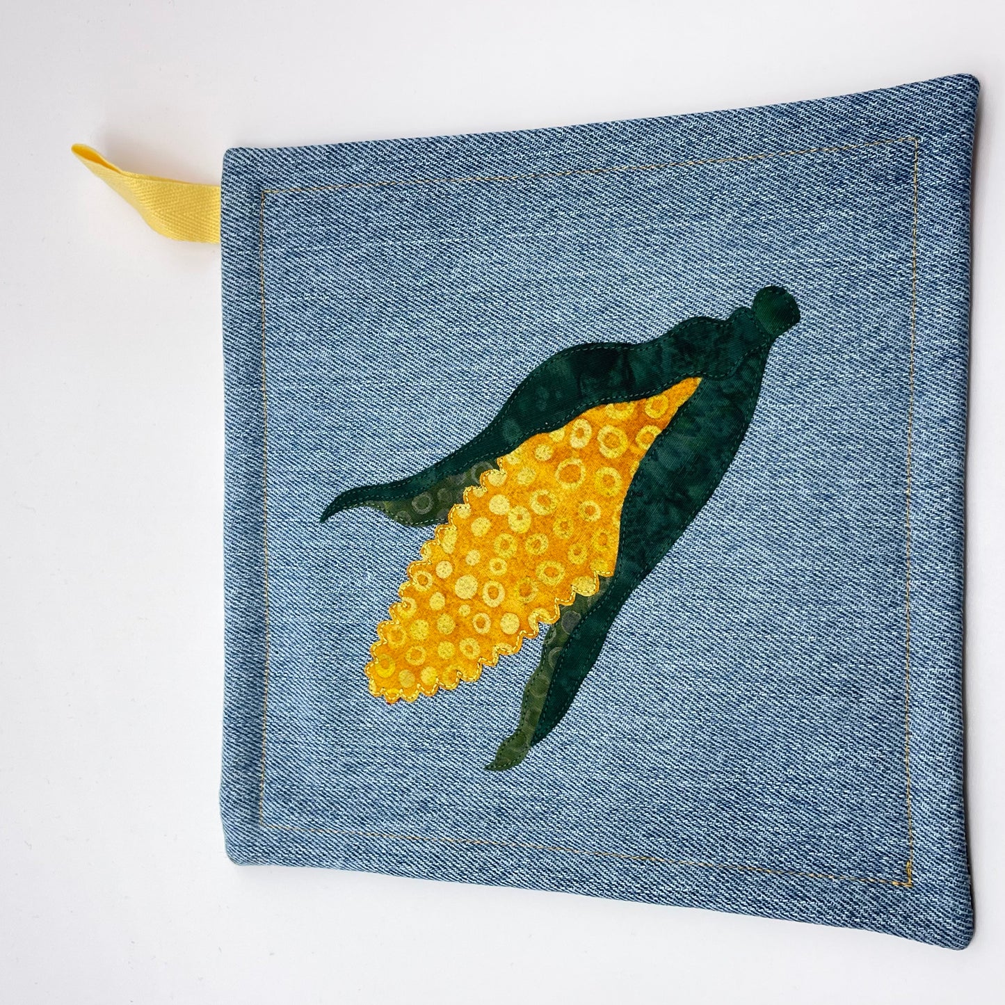 Ear of Corn Pot Holder