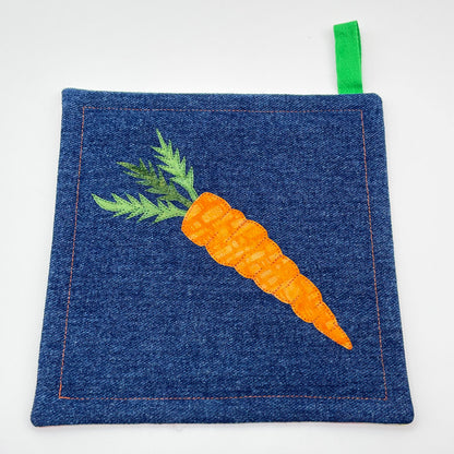 Carrot Pot Holder