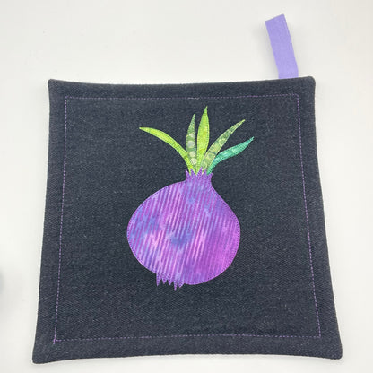 Onion Pot Holder