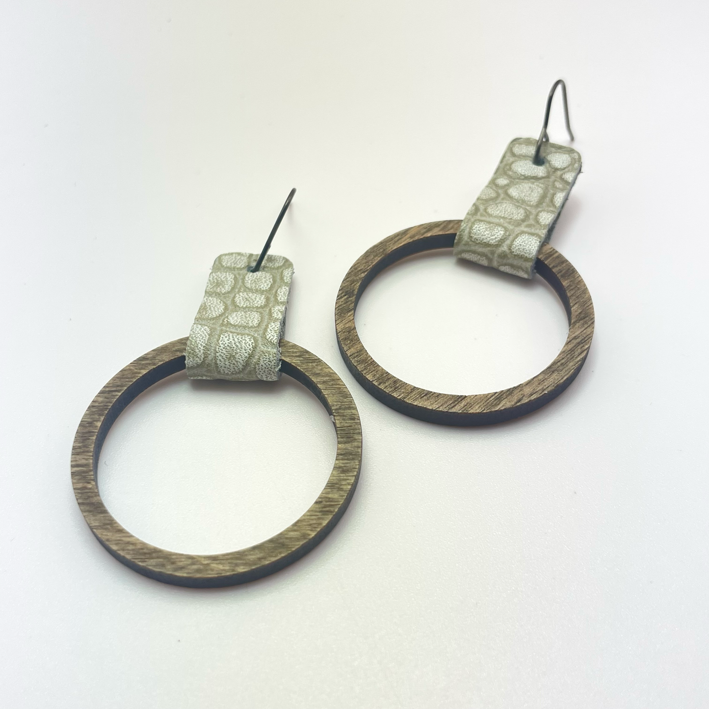 Ring with Leather Connector Drop Dangle Earrings