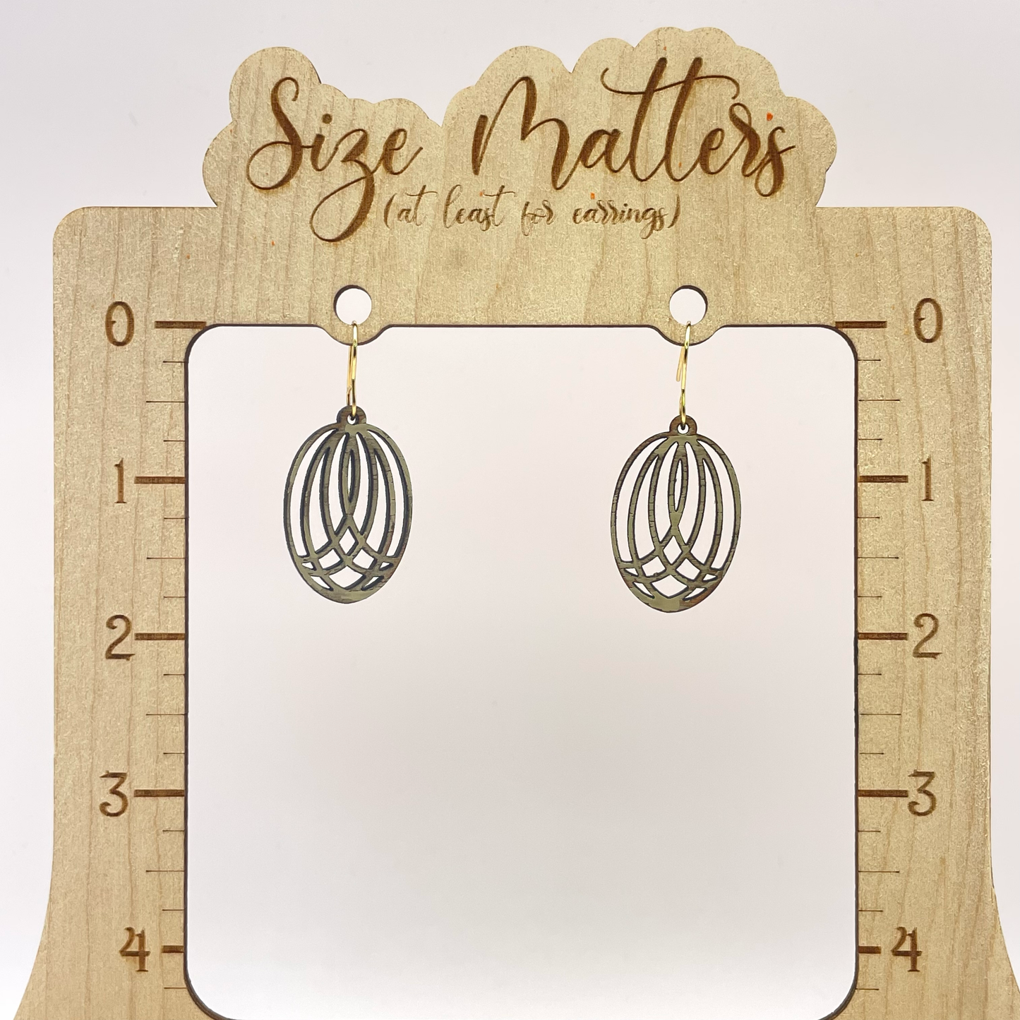 Ornate Cutout Oval Drop Dangle Earring