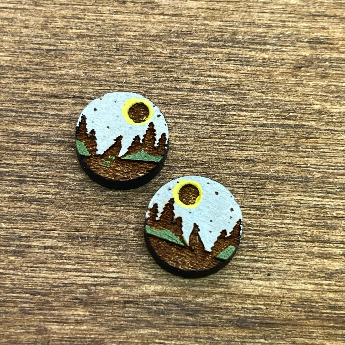 Carved Mountains w/ Moon Stud Earrings