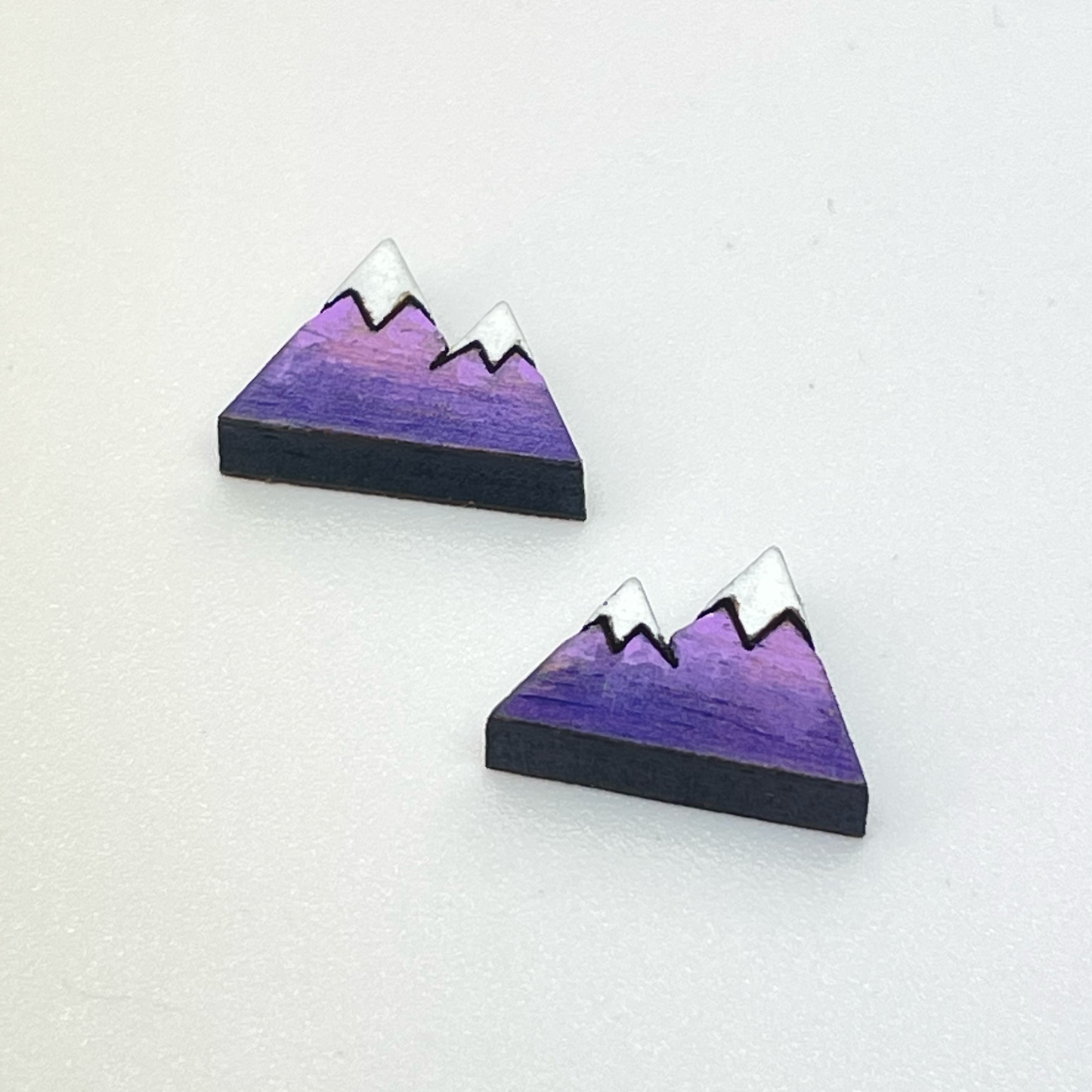 Mountain Shape Stud Earrings