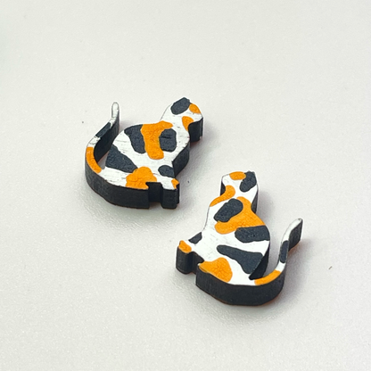 Side View Cat w/ Tail Stud Earrings